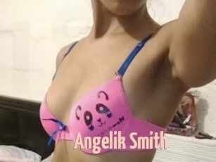 Angelik_Smith