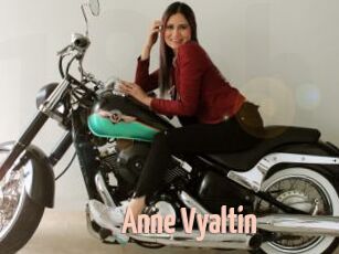 Anne_Vyaltin