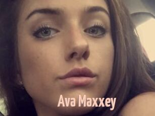 Ava_Maxxey