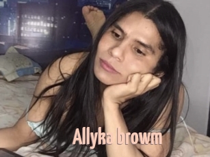 Allyka_browm