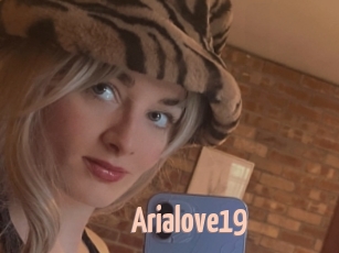 Arialove19