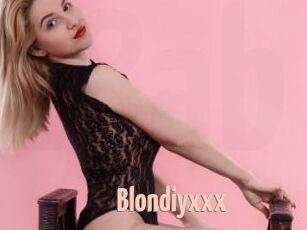 Blondiyxxx