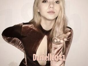 Danielle041