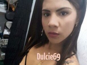 Dulcie_69