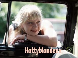 Hottyblondexx