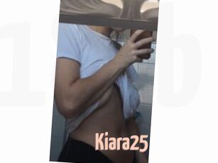 Kiara25