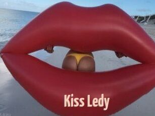 Kiss_Ledy