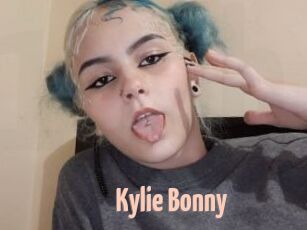 Kylie_Bonny