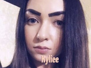 Kyliee_