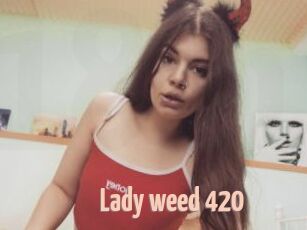 Lady_weed_420