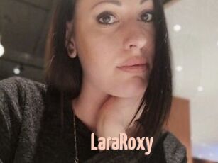LaraRoxy