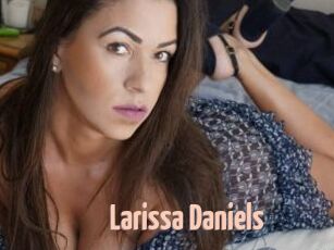 Larissa_Daniels
