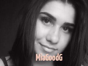 MiaGoodG