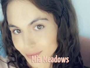 Mia_Meadows