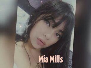 Mia_Mills