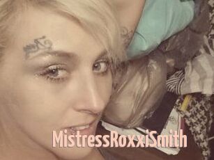 MistressRoxxiSmith
