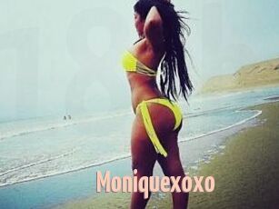 Moniquexoxo