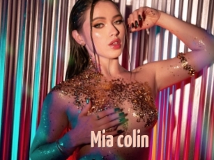 Mia_colin