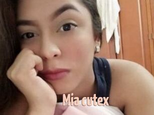 Mia_cutex