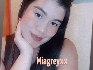 Miagreyxx