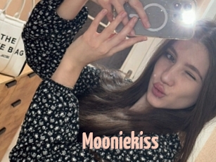 Mooniekiss