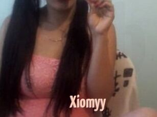 Xiomyy_